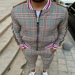 Spring And Autumn New Style European And American Retro Style Gentleman Sports Striped Plaid Suit men's Zippper Casual Suit